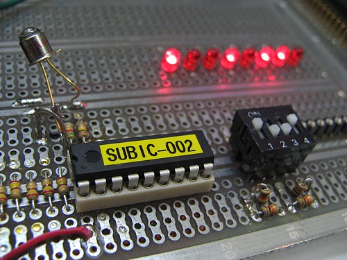 SUBIC-002: 8LED 14パターン点灯用IC SUBIC-002: 8LED 14パターン点灯用IC